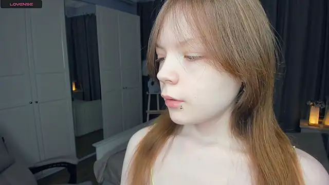 LavenderMitten online show from 04-07-26, 06:04