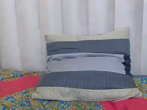 KandiBoo26 online show from 02-14-26, 06:30