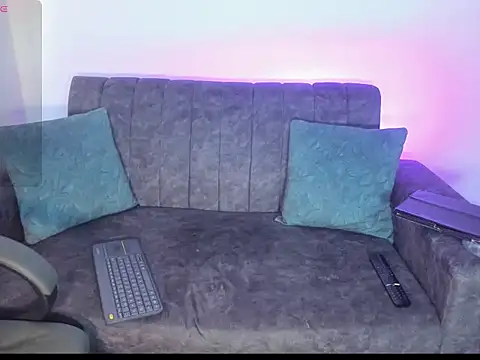 velmoon online show from 02-25-26, 06:08