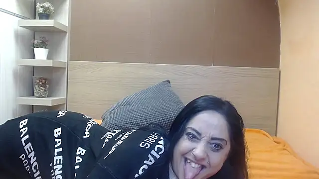 Snapshot of PinkyTwerkyX chatting on 02-09-25, 04:36 PinkyTwerkyX online show from 02-09-25, 04:36
