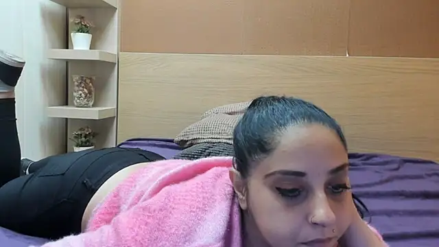 Snapshot of PinkyTwerkyX chatting on 10-21-25, 08:58 PinkyTwerkyX online show from 10-21-25, 08:58