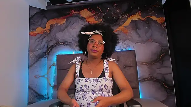 CataleyaMoon  online show from 02-10-26, 08:08