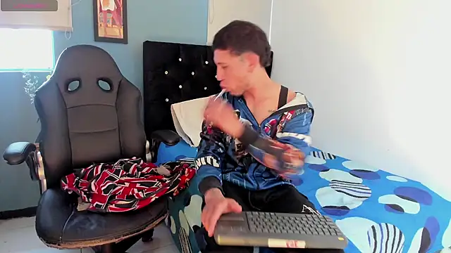 thonixxandluna online show from 02-28-26, 02:06