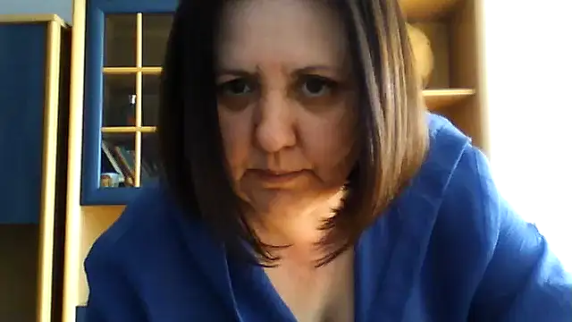 LockyCharm111 online show from 03-04-26, 10:01