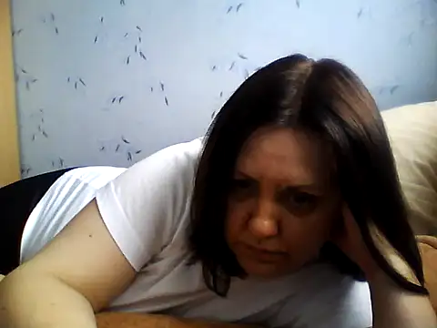 LockyCharm111 online show from 04-09-26, 08:20