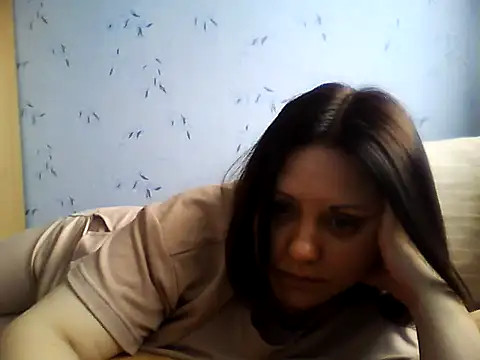 LockyCharm111 online show from 04-10-26, 07:48