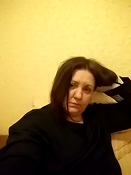 LockyCharm111 online show from 02-10-26, 06:51