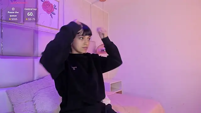 Xara u online show from 04-04-26, 09:43