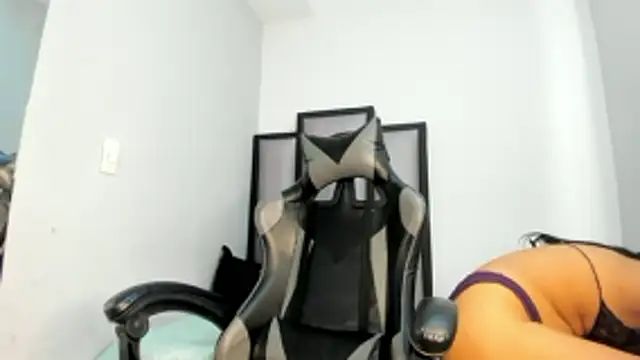 dulce 34 online show from 03-19-26, 08:09