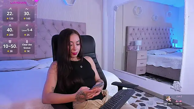 Snapshot of DulcePrince_ chatting on 02-25-26, 01:00 DulcePrince online show from 02-25-26, 01:00