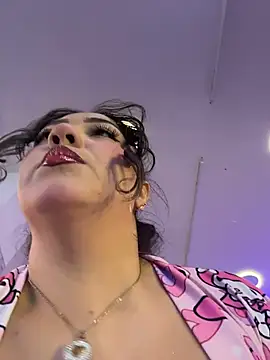 Hannah-Prada online show from 06-12-26, 10:57