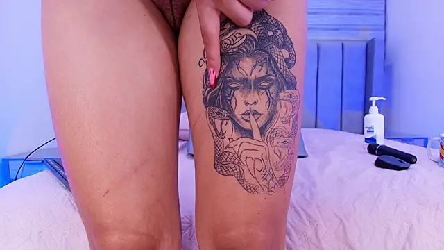 freyhasmith  online show from 02-20-26, 06:26