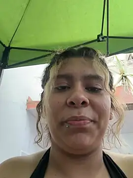 Snapshot of Sophie19__ chatting on 07-17-26, 11:51 Sophie19 online show from 07-17-26, 11:51