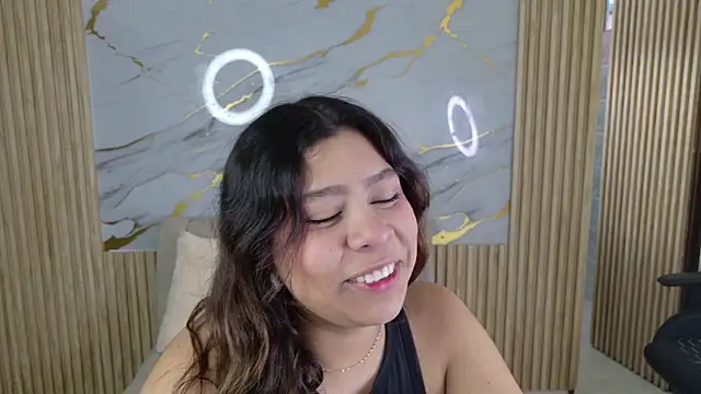 Snapshot of Sophie19__ chatting on 04-12-26, 11:24 Sophie19 online show from 04-12-26, 11:24