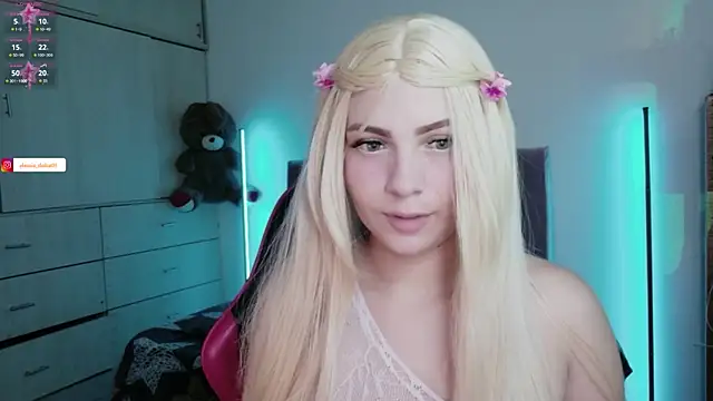 Snapshot of alessia_dolce chatting on 05-22-26, 12:52 alessia dolce online show from 05-22-26, 12:52