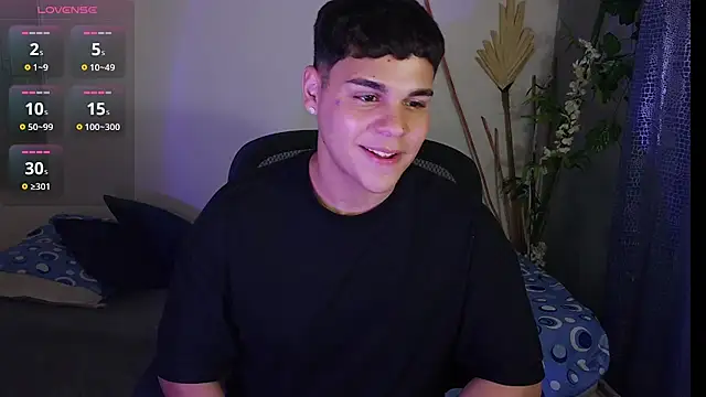 eithan jonnes online show from 04-13-26, 08:57