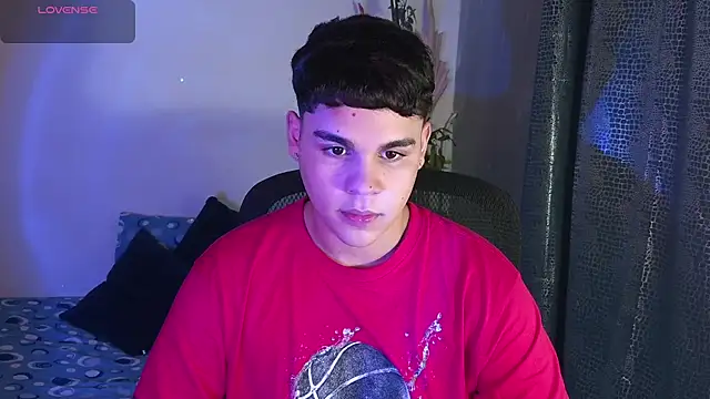 Snapshot of eithan_jonnes chatting on 02-28-26, 09:03 eithan jonnes online show from 02-28-26, 09:03