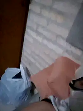 Snapshot of Joaquinh chatting on 02-10-26, 02:32 Joaquinh online show from 02-10-26, 02:32