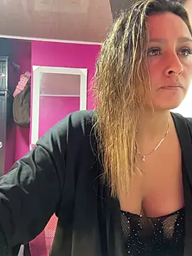 alana  070 online show from 04-15-26, 01:00