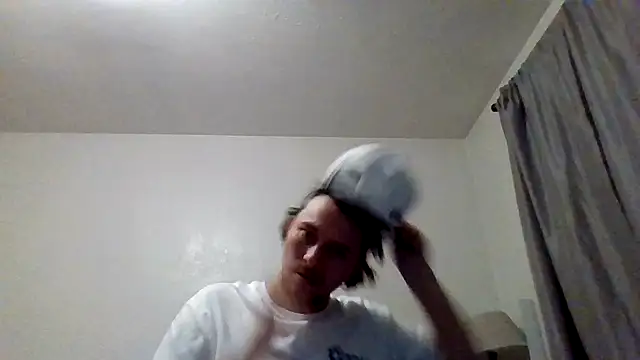 Tallhungandcloudy online show from 02-11-26, 04:23