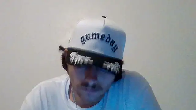 Tallhungandcloudy online show from 02-26-26, 03:06