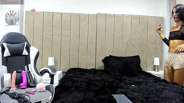 valery slim18 online show from 03-04-26, 11:45