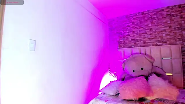 sexy girlts online show from 03-09-26, 10:35