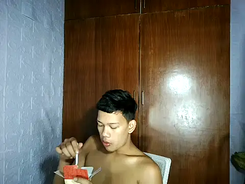 UrAsian Turjak online show from 03-25-26, 01:28