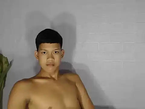 UrAsian Turjak online show from 04-05-26, 11:11