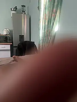 Snapshot of collenP chatting on 02-11-26, 12:27 collenP online show from 02-11-26, 12:27