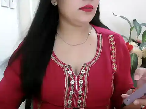 Snapshot of _chitranshi chatting on 07-14-26, 06:07 chitranshi online show from 07-14-26, 06:07
