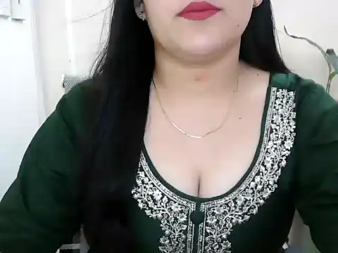 Snapshot of _chitranshi chatting on 07-17-26, 05:37 chitranshi online show from 07-17-26, 05:37