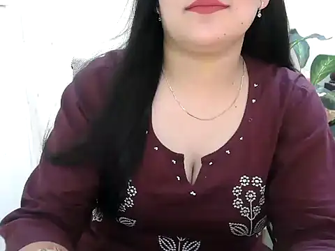 Snapshot of _chitranshi chatting on 07-12-26, 05:52 chitranshi online show from 07-12-26, 05:52