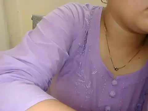 Snapshot of _chitranshi chatting on 07-23-26, 05:49 chitranshi online show from 07-23-26, 05:49