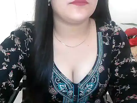 Snapshot of _chitranshi chatting on 07-11-26, 06:03 chitranshi online show from 07-11-26, 06:03