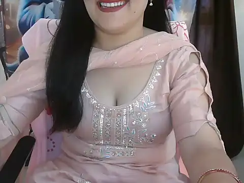 Snapshot of _chitranshi chatting on 05-30-26, 05:36 chitranshi online show from 05-30-26, 05:36