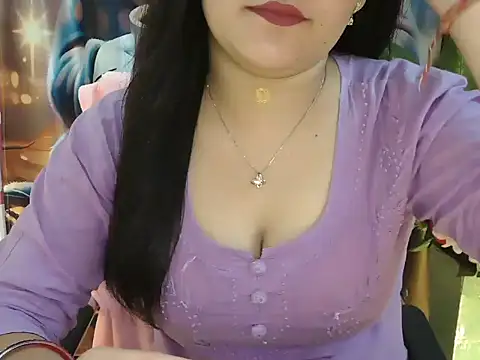Snapshot of _chitranshi chatting on 05-29-26, 05:24 chitranshi online show from 05-29-26, 05:24