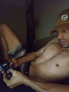 Snapshot of segnini21 chatting on 05-16-26, 08:13 segnini21 online show from 05-16-26, 08:13