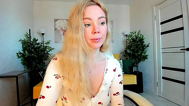 caty kiss online show from 04-18-26, 03:20