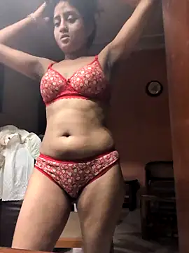 Snapshot of sexysilmy chatting on 05-15-26, 11:41 sexysilmy online show from 05-15-26, 11:41