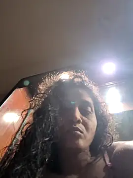 Snapshot of sexysilmy chatting on 05-06-26, 05:22 sexysilmy online show from 05-06-26, 05:22