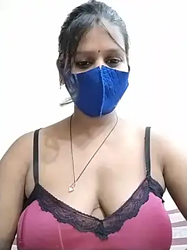 Snapshot of ankita077 chatting on 07-20-26, 05:04 ankita077 online show from 07-20-26, 05:04