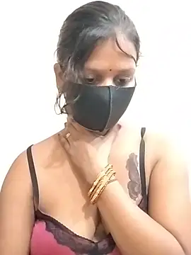 Snapshot of ankita077 chatting on 05-25-26, 10:30 ankita077 online show from 05-25-26, 10:30