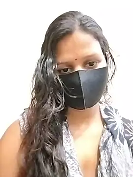 Snapshot of ankita077 chatting on 04-26-26, 11:57 ankita077 online show from 04-26-26, 11:57