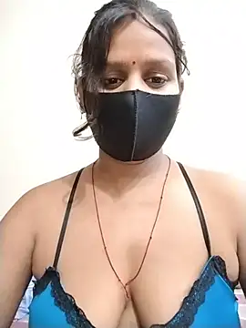 Snapshot of ankita077 chatting on 05-27-26, 05:42 ankita077 online show from 05-27-26, 05:42