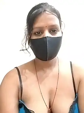 Snapshot of ankita077 chatting on 06-17-26, 12:43 ankita077 online show from 06-17-26, 12:43