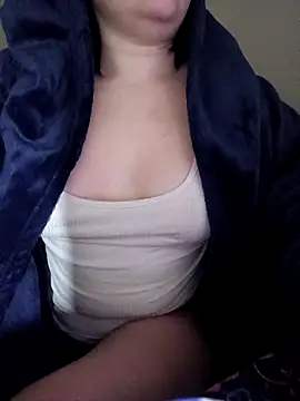 HornyCumBitch online show from 02-18-26, 01:58