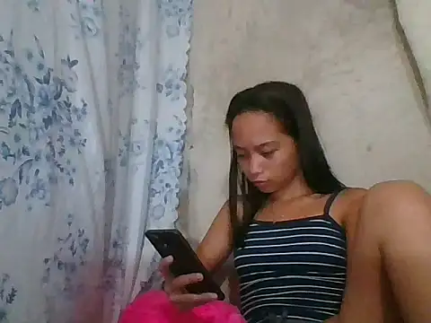 Snapshot of Asianpinay_Skinny1818 chatting on 05-20-26, 01:19 Asianpinay Skinny1818 online show from 05-20-26, 01:19