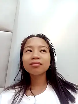 Snapshot of Asianpinay_Skinny1818 chatting on 04-20-26, 12:02 Asianpinay Skinny1818 online show from 04-20-26, 12:02
