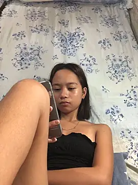 Snapshot of Asianpinay_Skinny1818 chatting on 06-08-26, 01:00 Asianpinay Skinny1818 online show from 06-08-26, 01:00